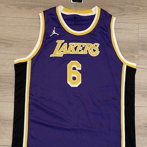NEW L A Lakers #6 Lebron James Statement Swingman Jersey